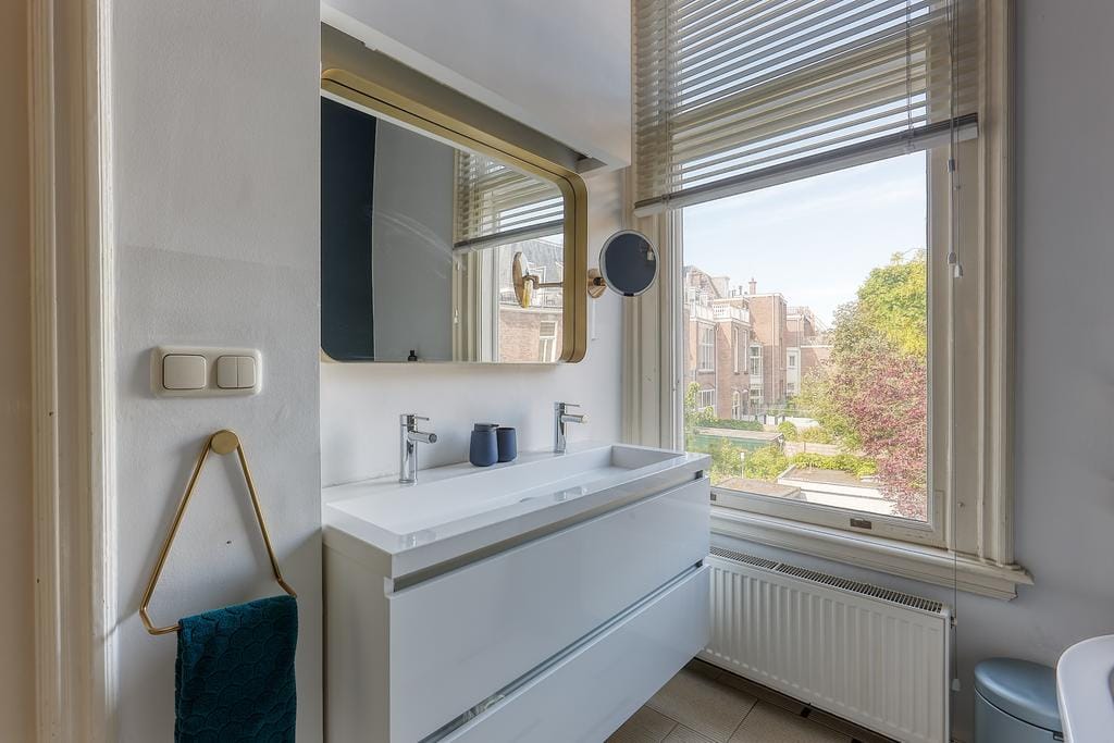 Foto 28 van Banstraat 11