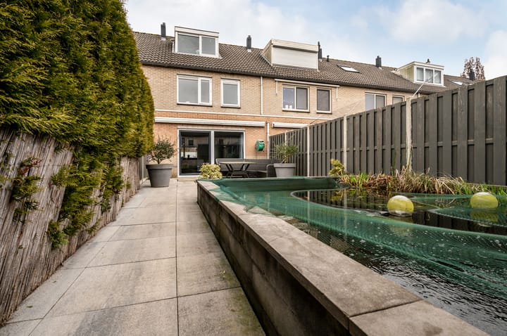 Foto 30 van Vosplantsoen 25