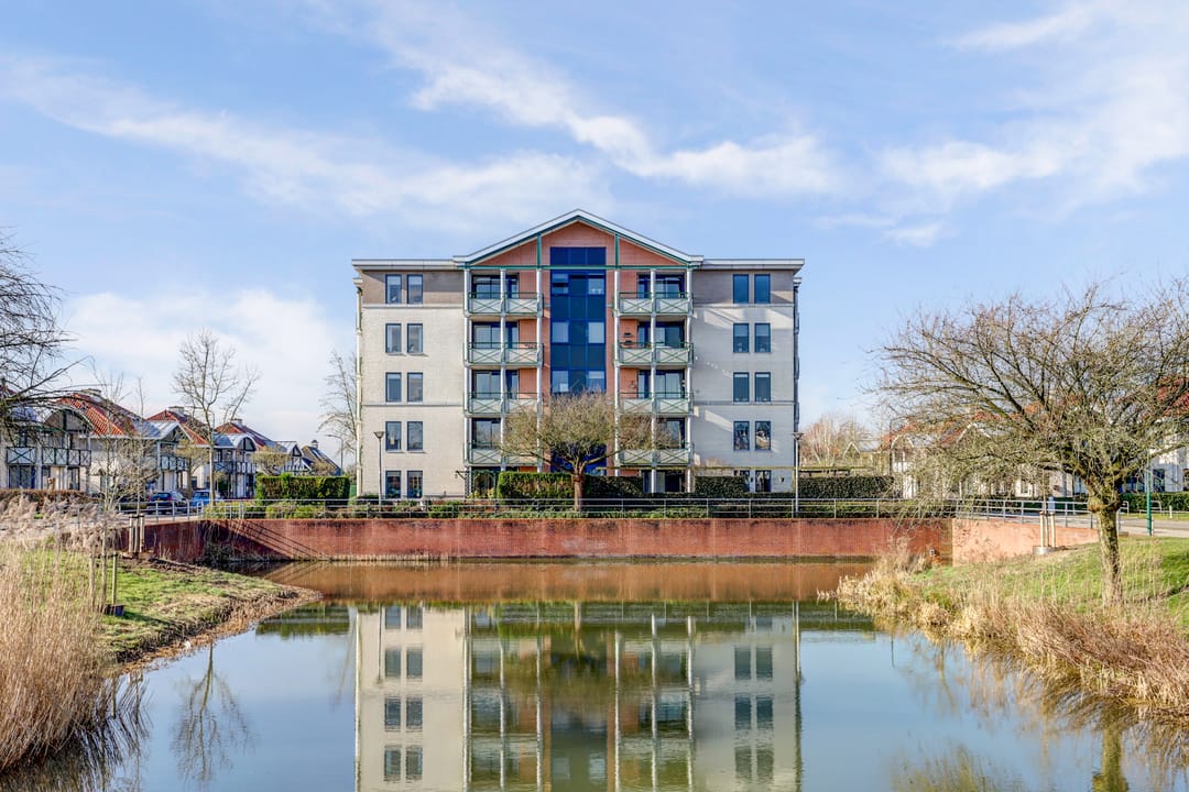 Foto 1 van Romulus 78