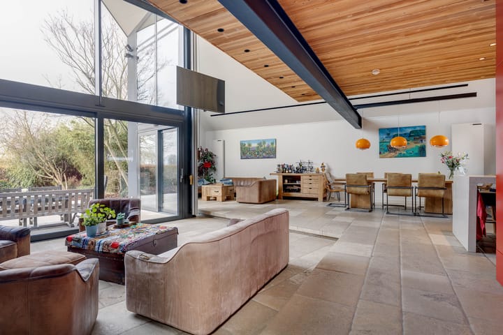 Foto 3 van Het Einde 6