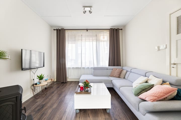 Photo 11 of Ferdinand Bollaan 8