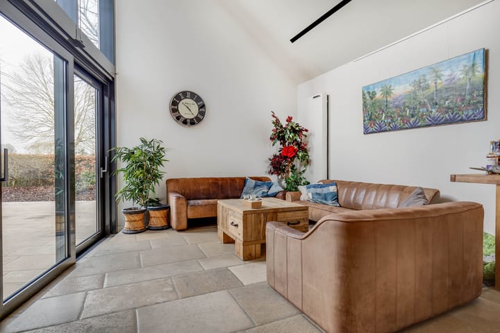 Foto 15 van Het Einde 6