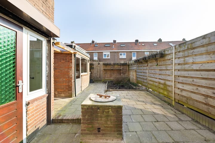 Photo 19 of Ferdinand Bollaan 8