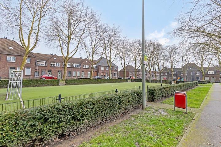 Foto 27 van Akerstraat-Noord 300