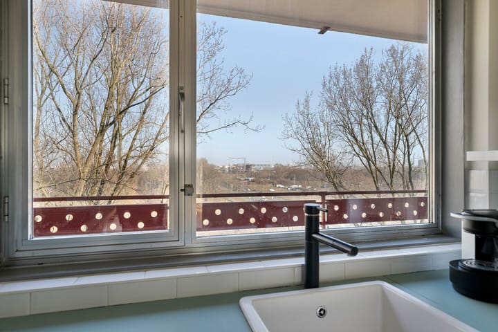 Photo 13 of Antony Moddermanstraat 158