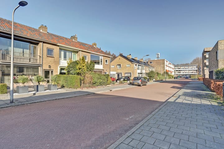 Foto 41 van Burggravenlaan 9