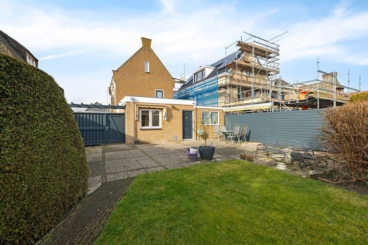 Foto 16 van Mr. P.J. Troelstraweg 140