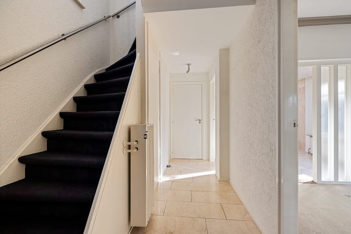 Foto 21 van Mr. P.J. Troelstraweg 140