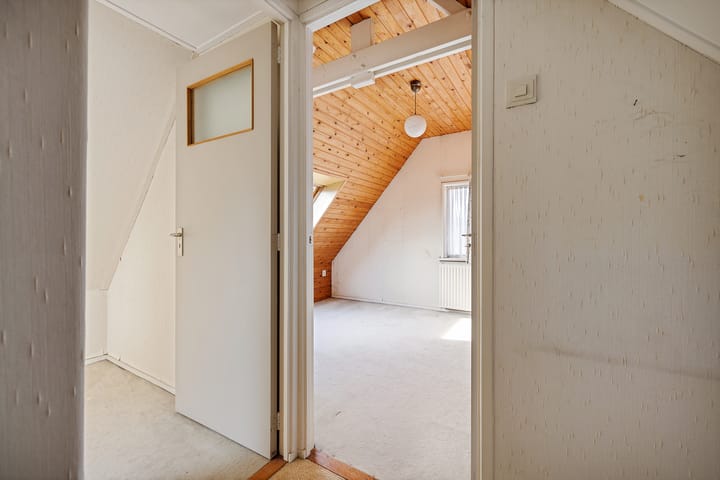 Foto 33 van Mr. P.J. Troelstraweg 140