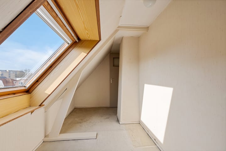 Foto 35 van Mr. P.J. Troelstraweg 140