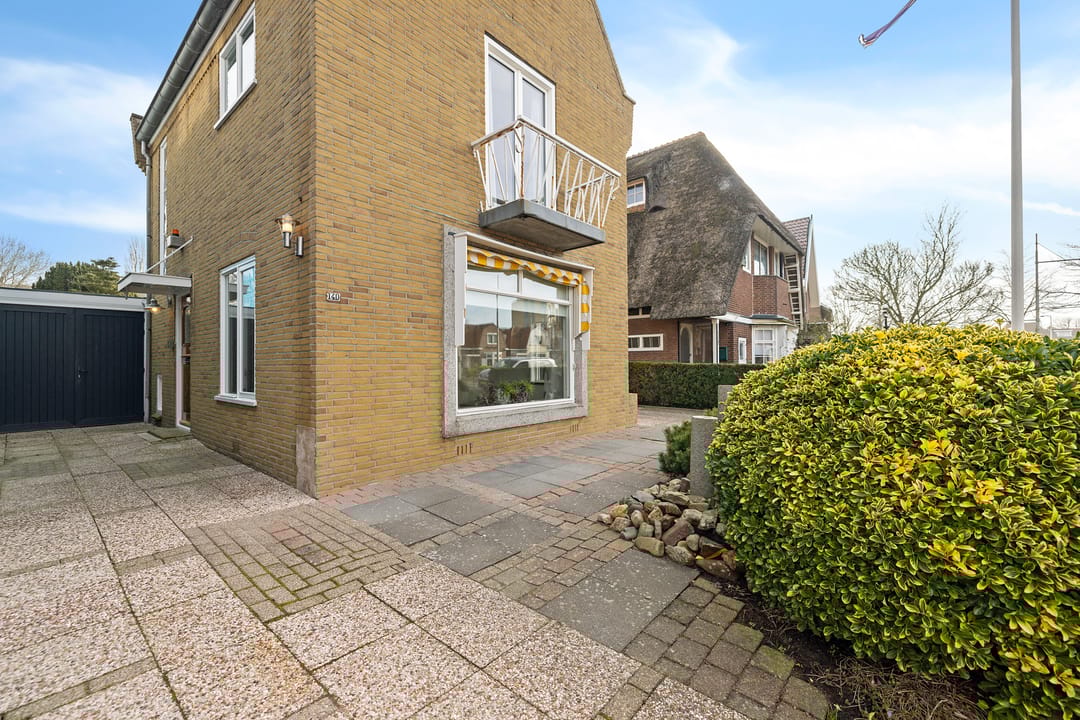 Foto 43 van Mr. P.J. Troelstraweg 140