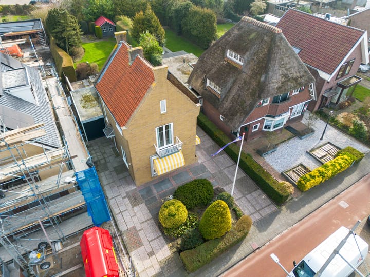 Foto 52 van Mr. P.J. Troelstraweg 140