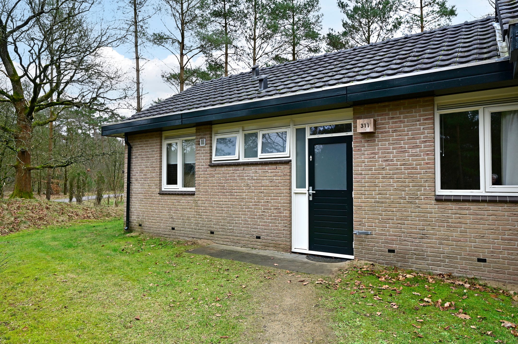 Photo 3 of Grevenhout 21-311