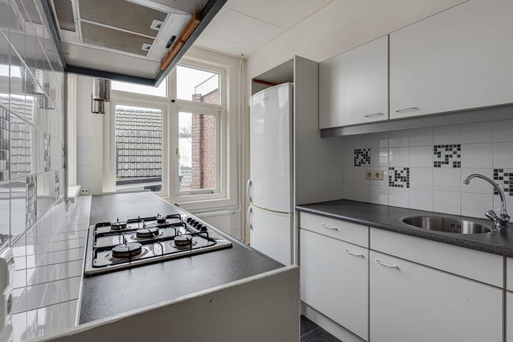 Photo 9 of Laandwarsstraat 2-A