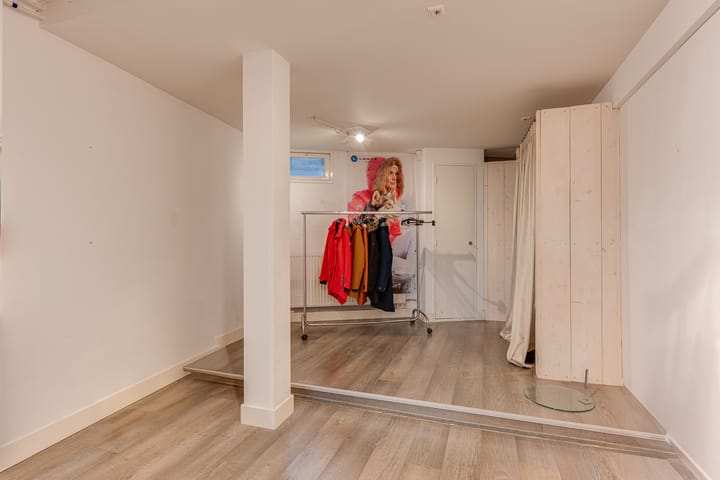 Photo 34 of Laandwarsstraat 2-A