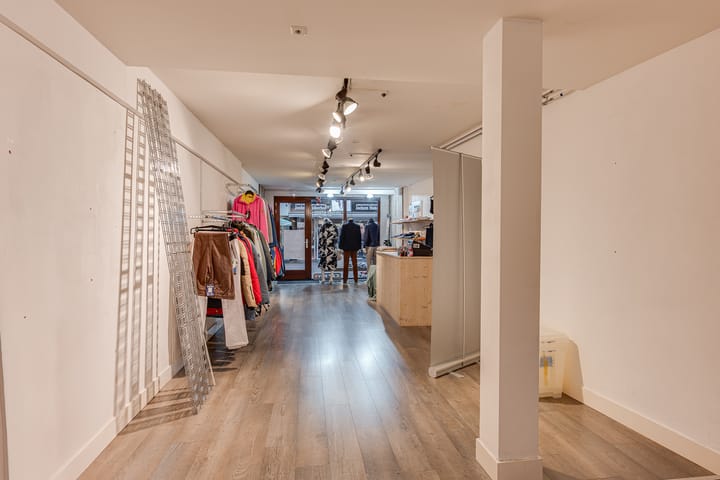 Photo 36 of Laandwarsstraat 2-A