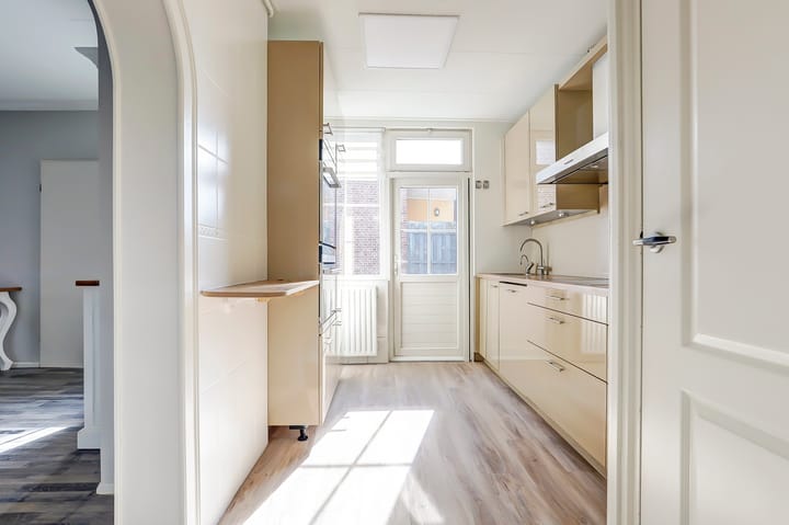 Photo 10 of Dalemsestraat 56