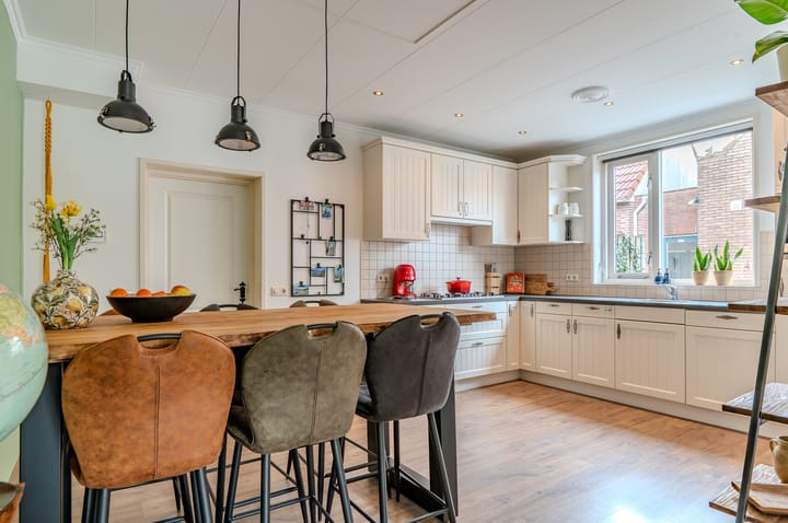 Foto 11 van Julianastraat 18