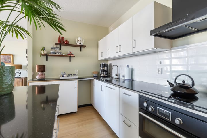 Foto 11 van van Weedestraat 223-B