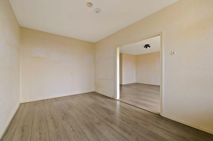 Photo 18 of Roland Holstlaan 1006