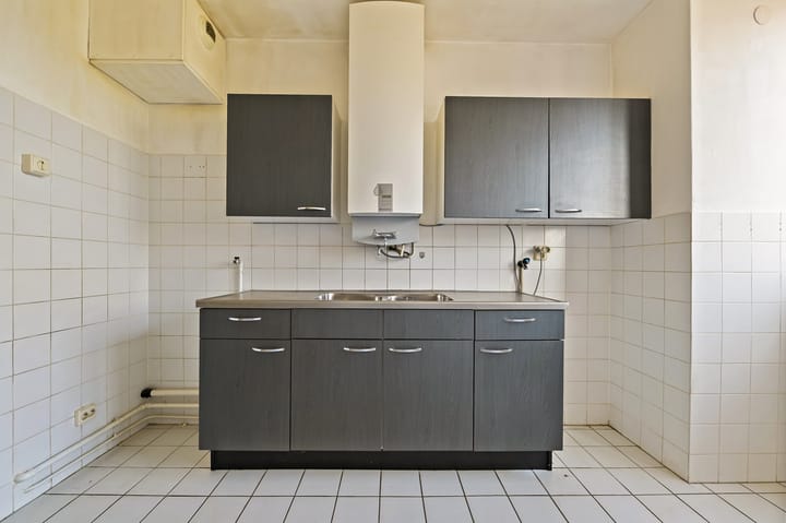 Photo 21 of Roland Holstlaan 1006