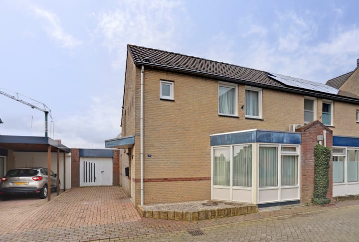 Foto 1 van Carmelietenstraat-oost 1-M