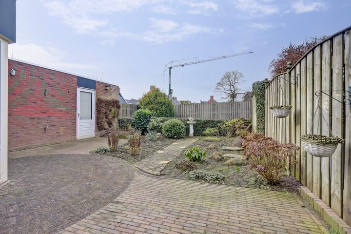 Foto 34 van Carmelietenstraat-oost 1-M