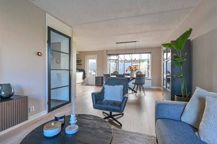 Foto 10 van Slechtvalk 41