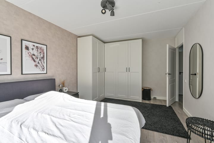 Foto 33 van Slechtvalk 41