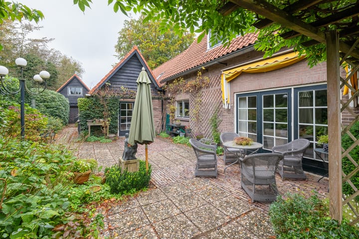 Foto 48 van Molenweg 10-A