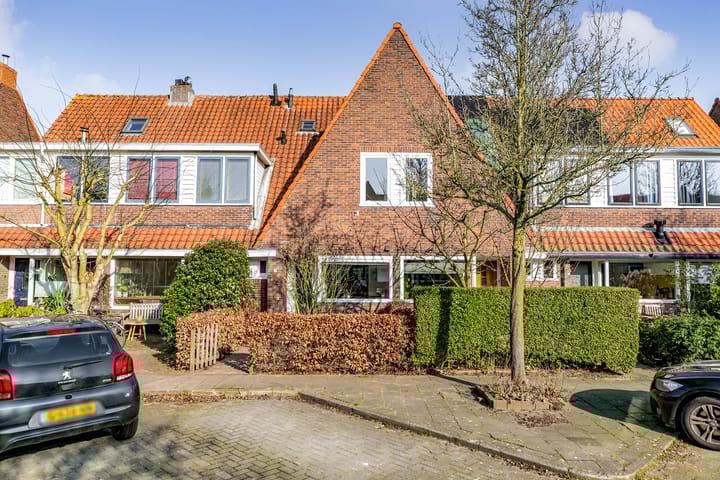 View photo of Trompstraat 29