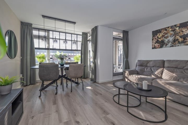 Foto 3 van Stephensonlaan 54