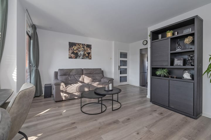 Foto 8 van Stephensonlaan 54