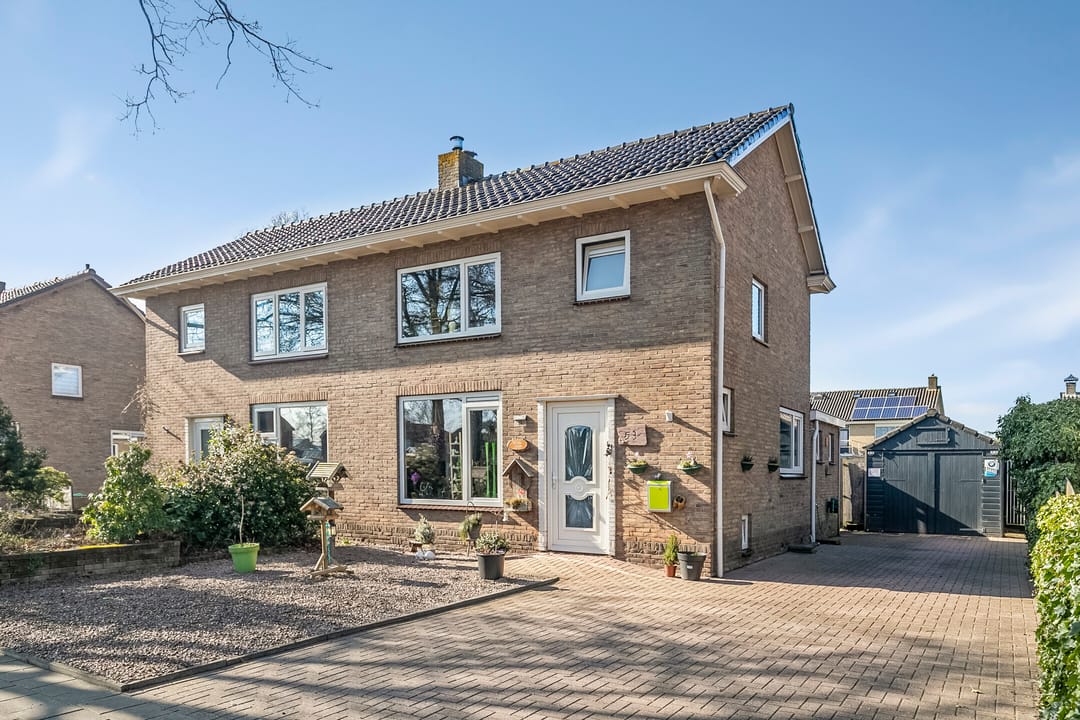 Foto 1 van Buttingasingel 53