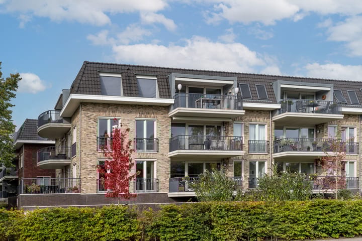 Photo 2 of Koningin Wilhelminaweg 67