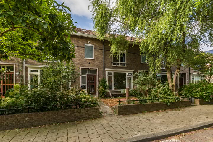 Charlotte de Bourbonstraat 31