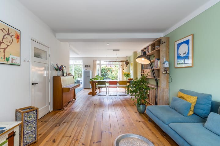 Foto 12 van Charlotte de Bourbonstraat 31