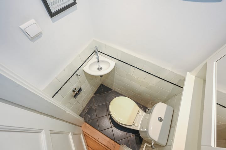 Foto 15 van Hoekwaterstraat 72