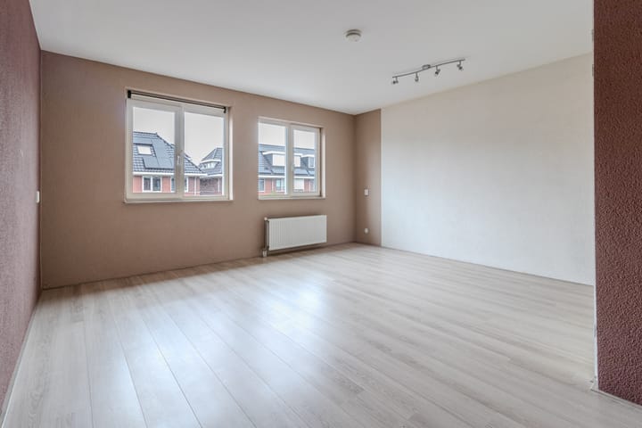 Foto 15 van Emmy Belinfantelaan 65