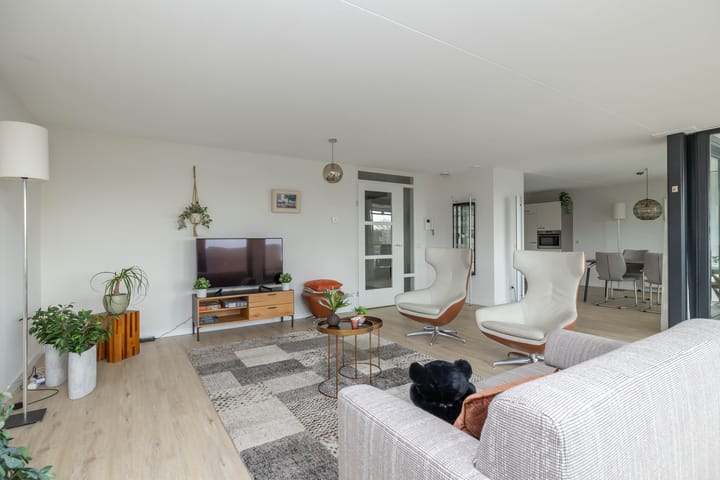 Photo 15 of Alteveerstraat 15