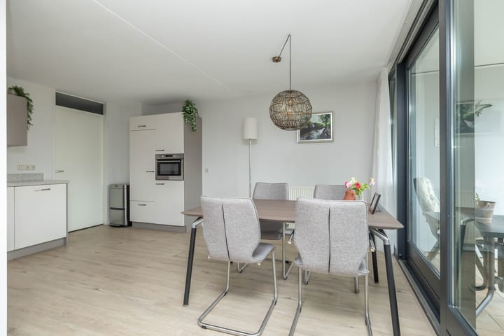 Photo 17 of Alteveerstraat 15