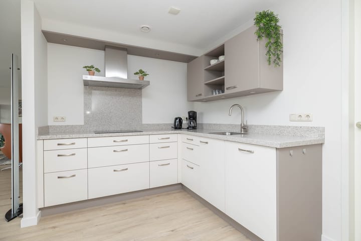 Photo 19 of Alteveerstraat 15