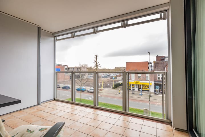 Photo 24 of Alteveerstraat 15