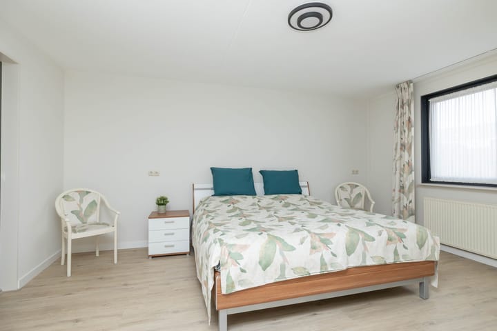 Photo 32 of Alteveerstraat 15