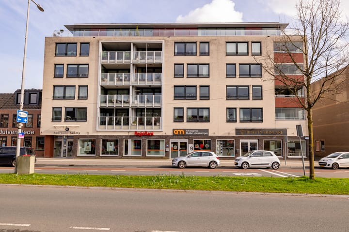 Photo 59 of Alteveerstraat 15