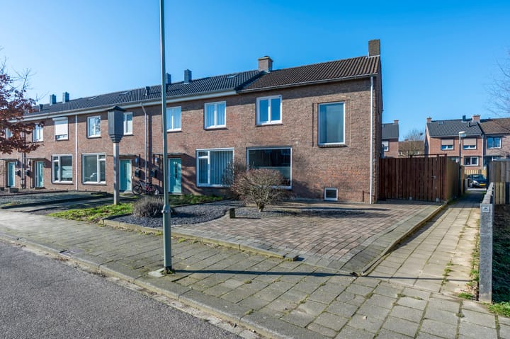 Photo 1 of Damiatestraat 56