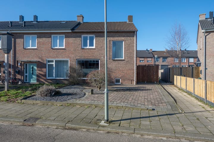 Photo 6 of Damiatestraat 56