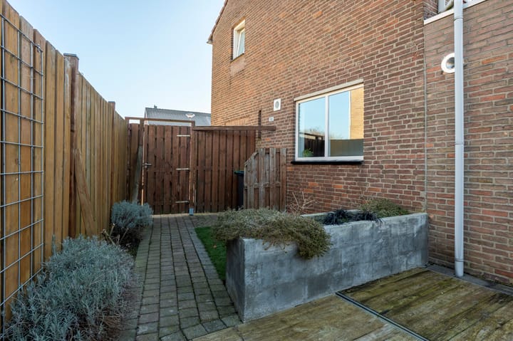 Photo 11 of Damiatestraat 56