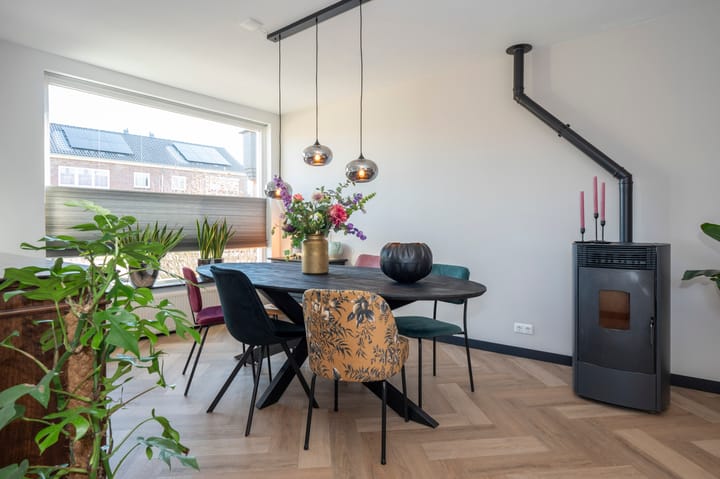 Photo 24 of Damiatestraat 56