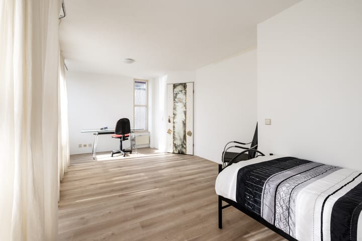 Foto 38 van Zwemmerslaan 7